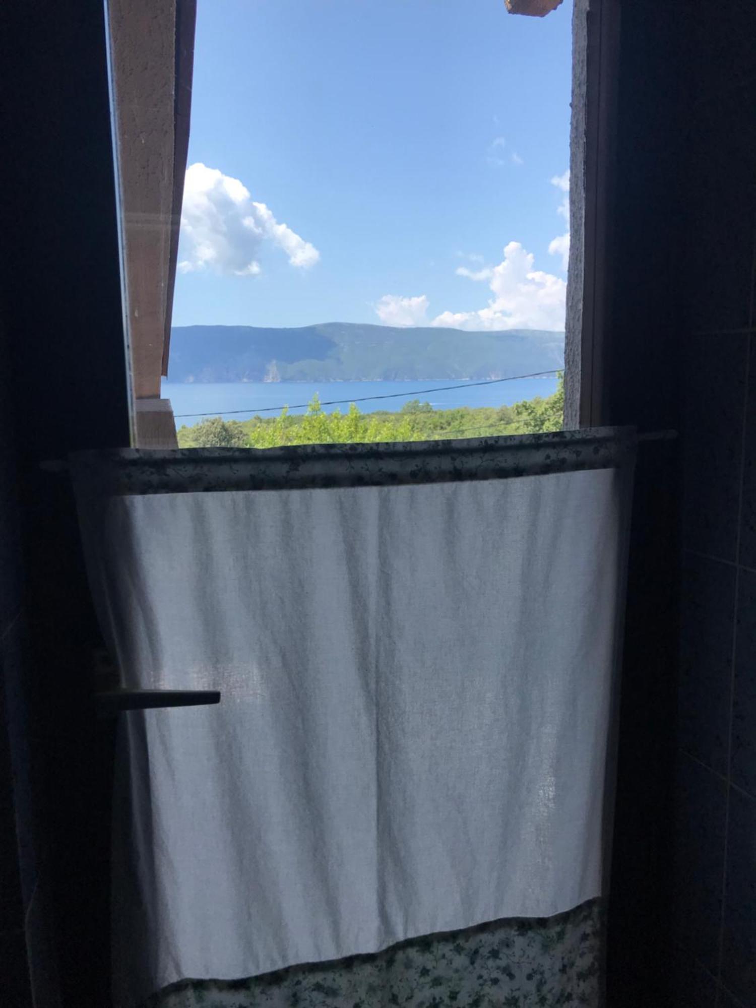 Krk Apartmani Pepina Пинезичи Экстерьер фото