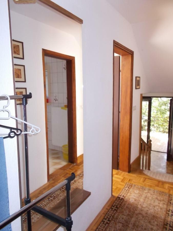 Krk Apartmani Pepina Пинезичи Экстерьер фото